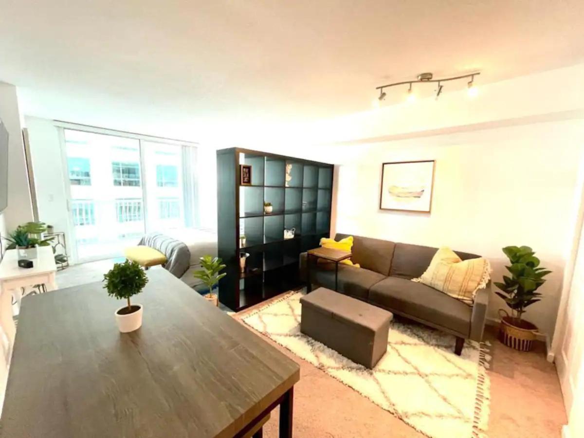Studios In Brickell With Pool, Gym, Free Parking And Game Room ميامي المظهر الخارجي الصورة