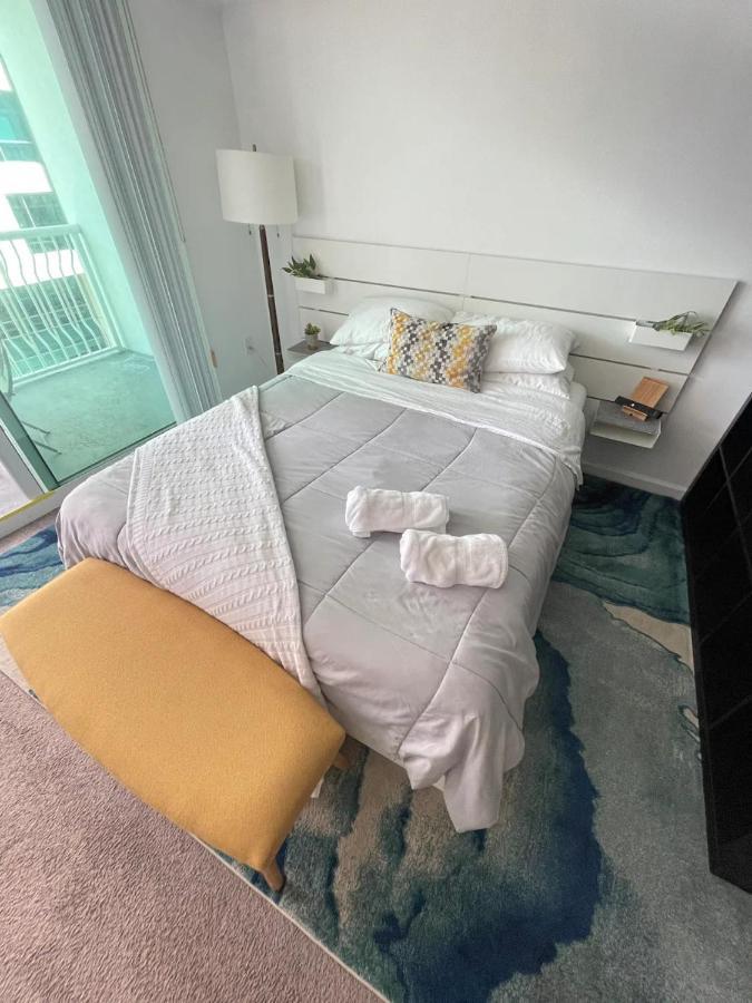Studios In Brickell With Pool, Gym, Free Parking And Game Room ميامي المظهر الخارجي الصورة