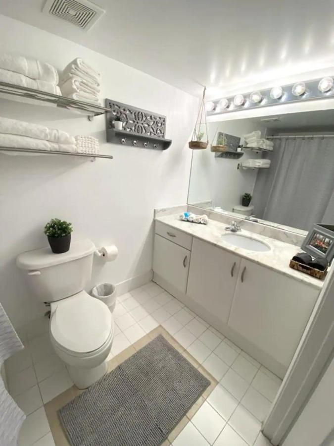 Studios In Brickell With Pool, Gym, Free Parking And Game Room ميامي المظهر الخارجي الصورة