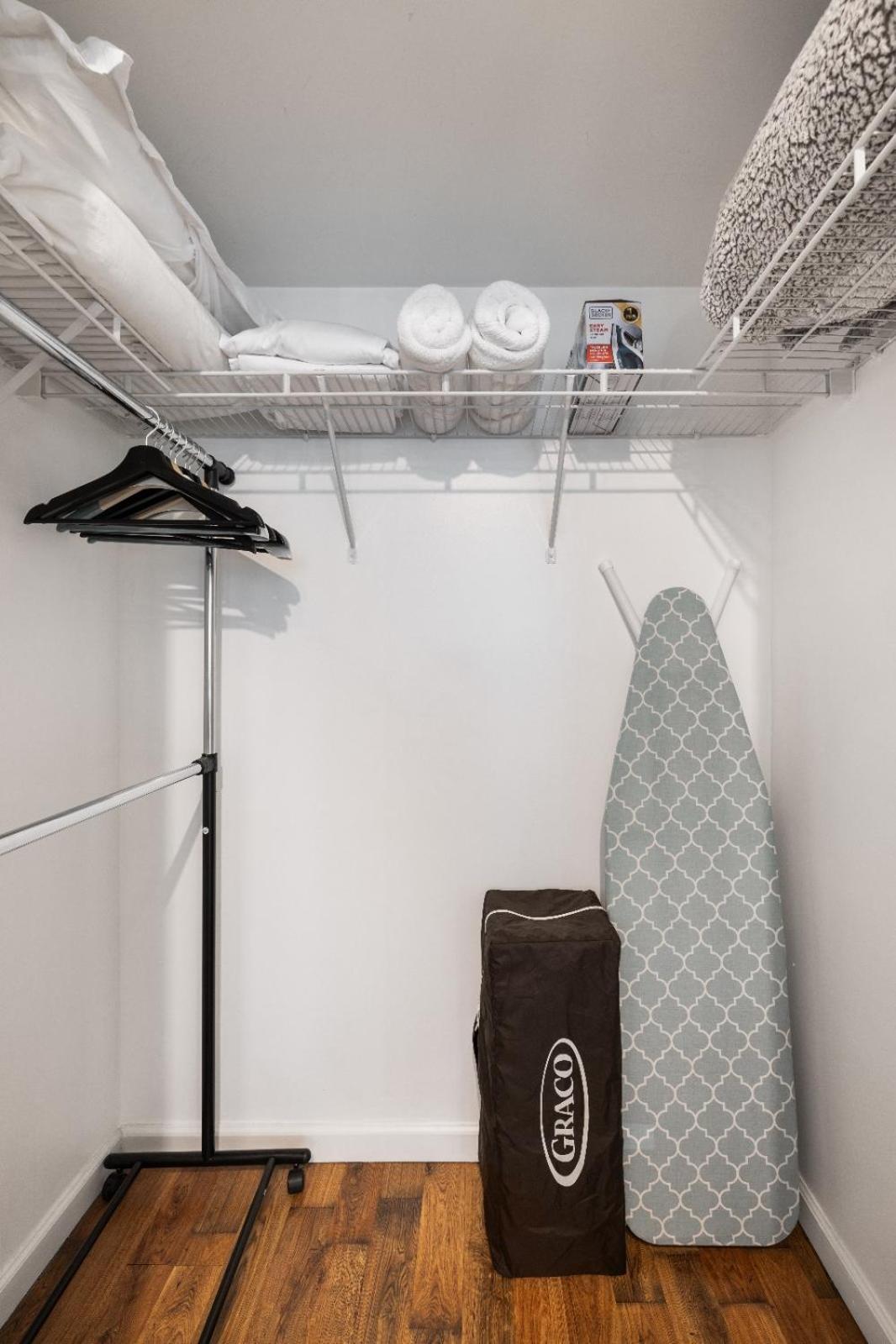 Studios In Brickell With Pool, Gym, Free Parking And Game Room ميامي الغرفة الصورة