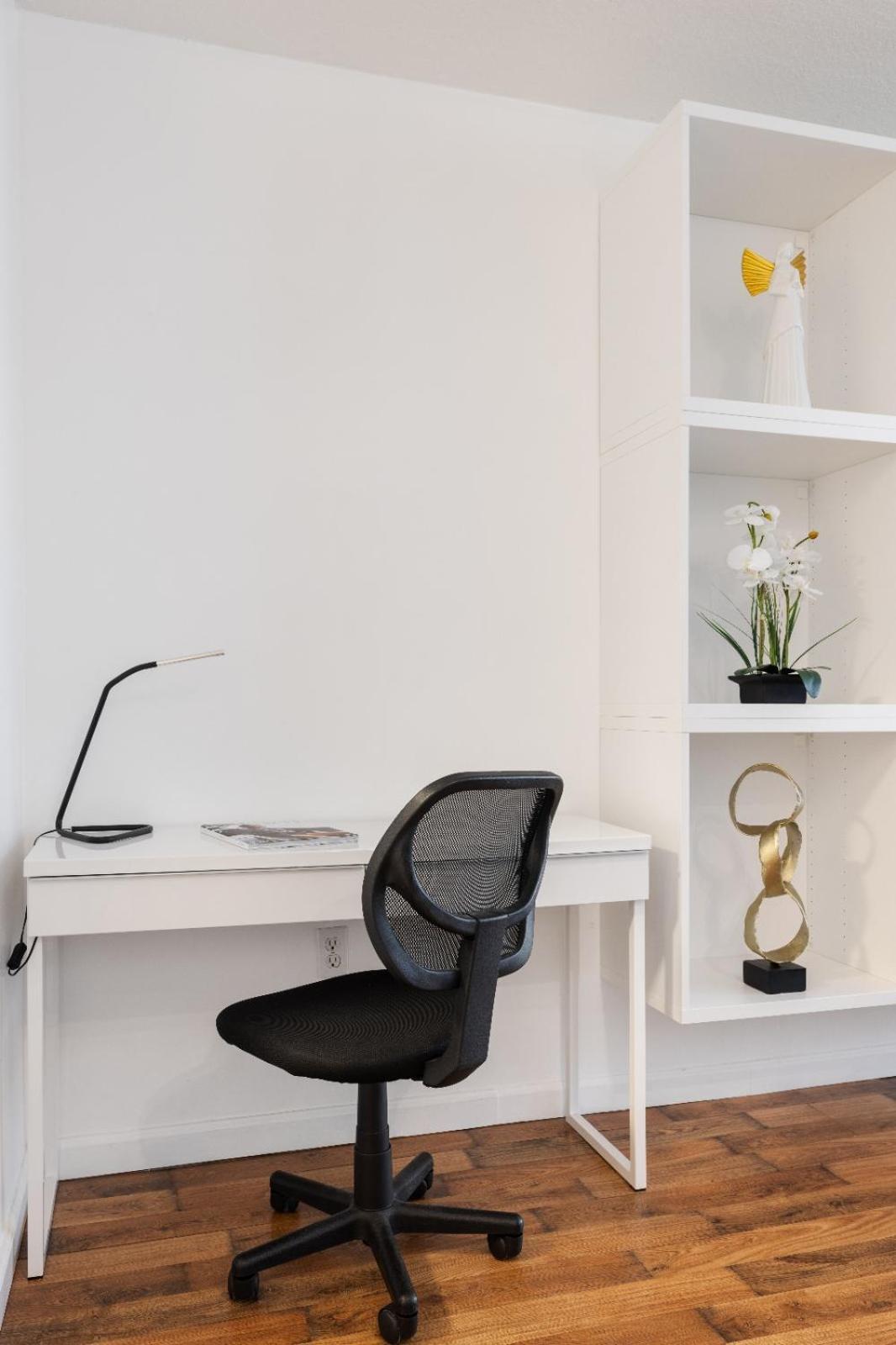 Studios In Brickell With Pool, Gym, Free Parking And Game Room ميامي الغرفة الصورة